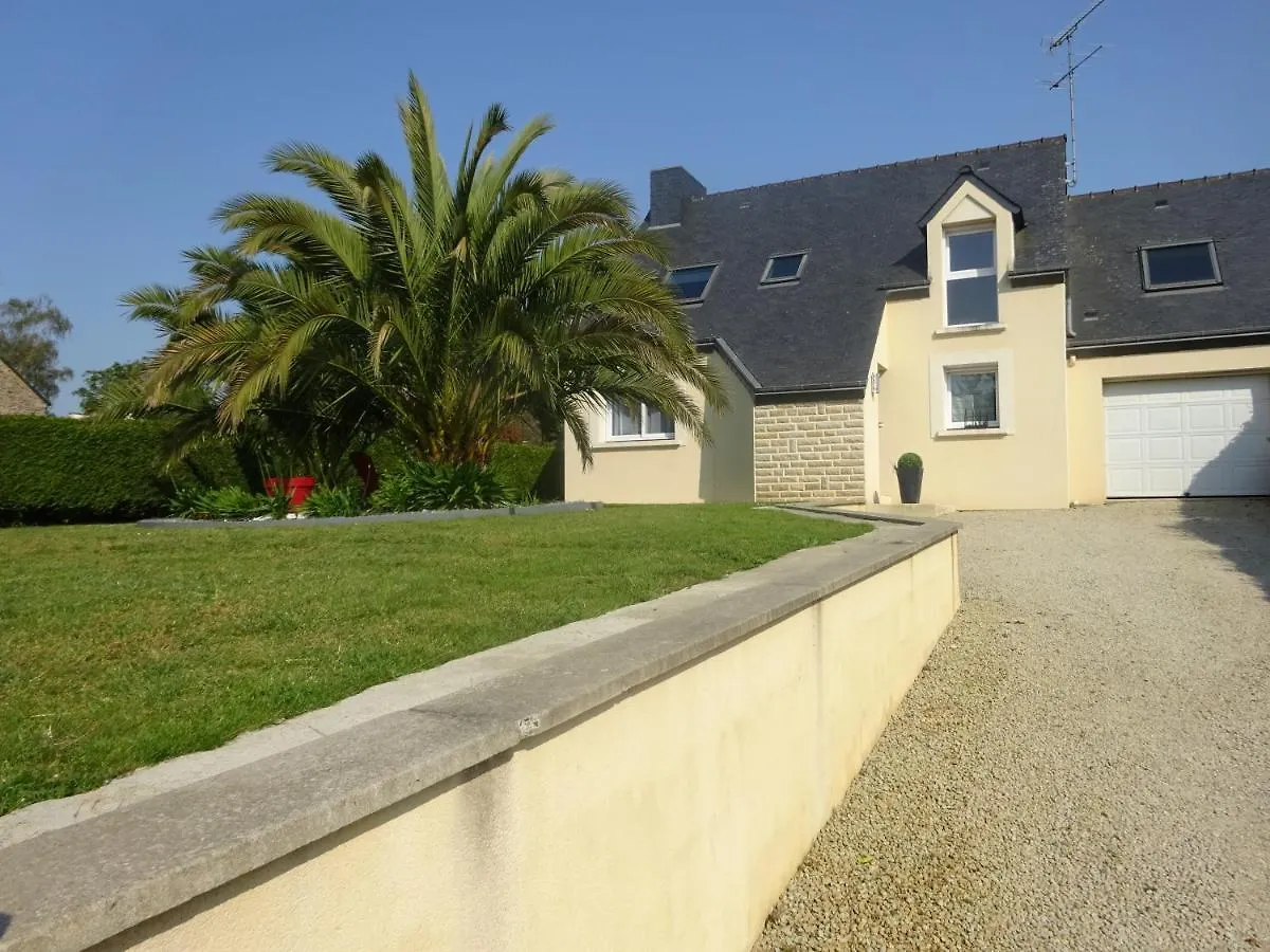 Holiday home Maison A 7Mn Ses Plages Binic Tregomeur